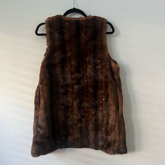 Vintage Women's Brown Faux Fur Sleeveless Open Front Vest Size Small - Picture 2 of 6